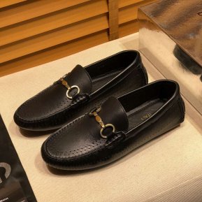 DG leather shoes