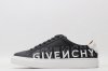 GIVENCHY sneaker