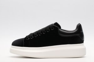 ALEXANDER MCQUEEN Oversized Sneaker-Black