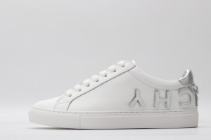 GIVENCHY sneaker